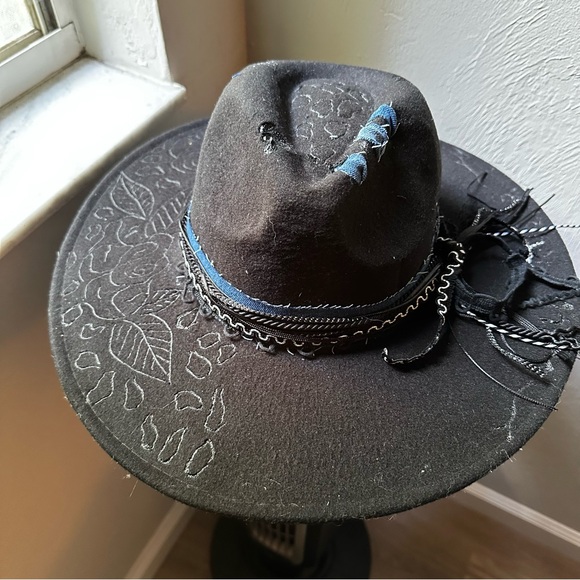 “Wild Roses” Rancher Hat Denim and Lace Band - Picture 5 of 5